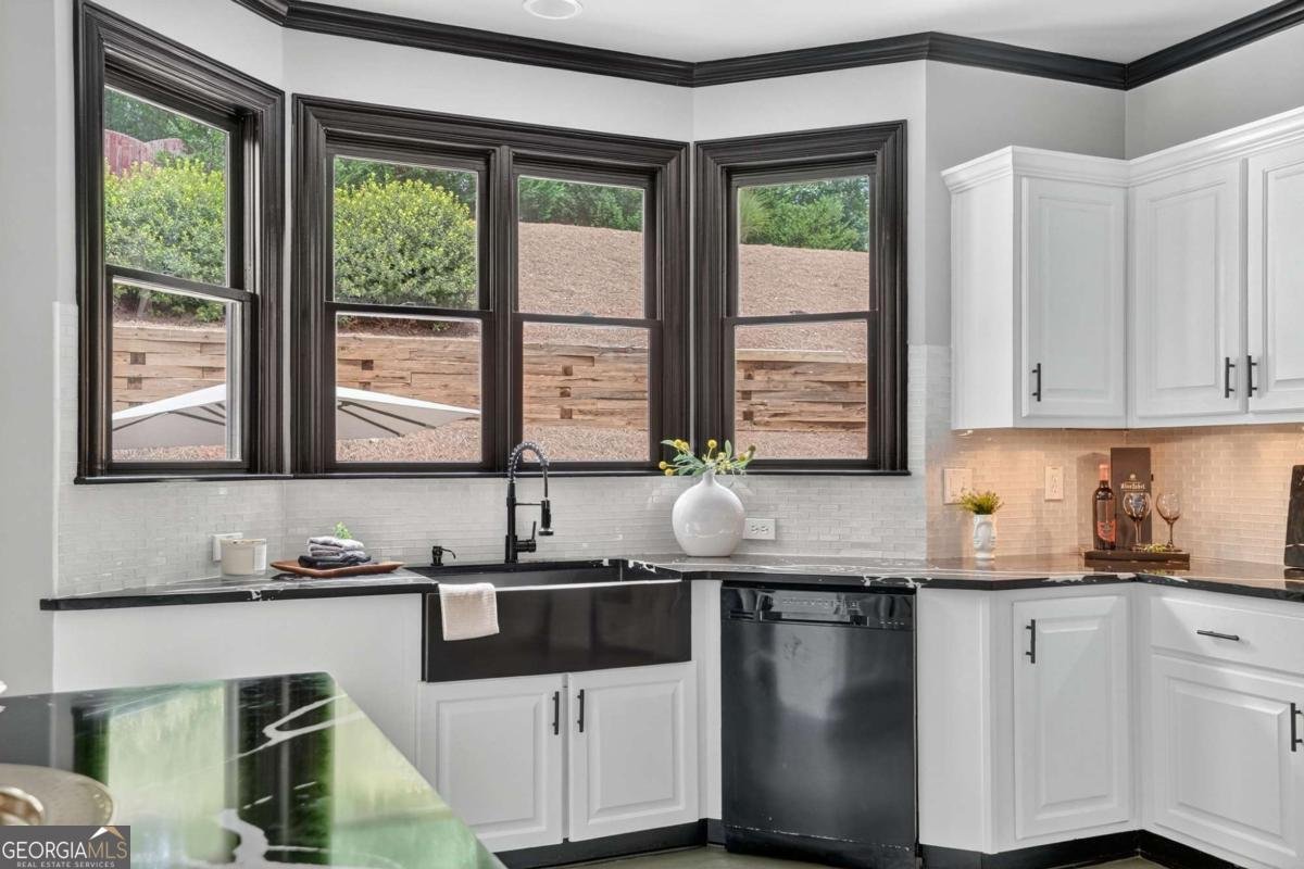 1370 Boomer Circle Suwanee - 28