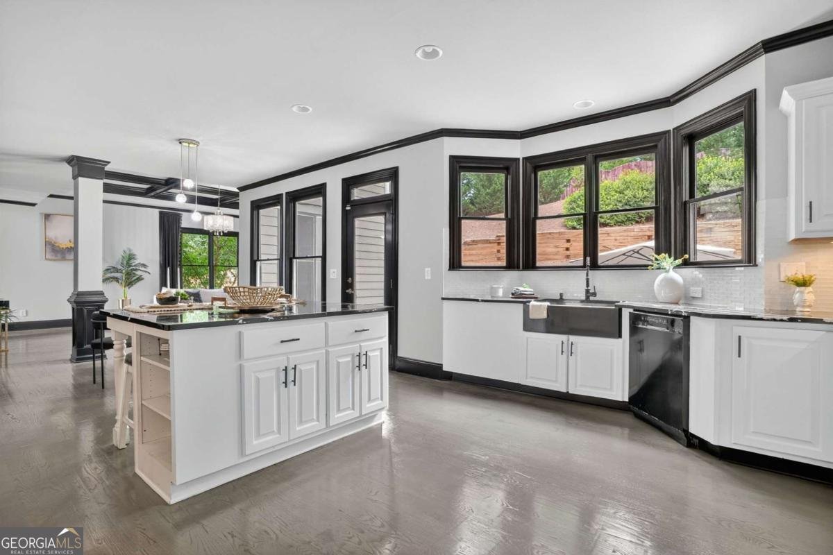 1370 Boomer Circle Suwanee - 31