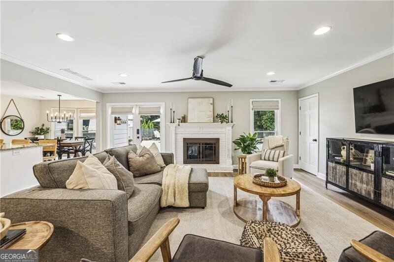 12065 King Road Roswell - 10