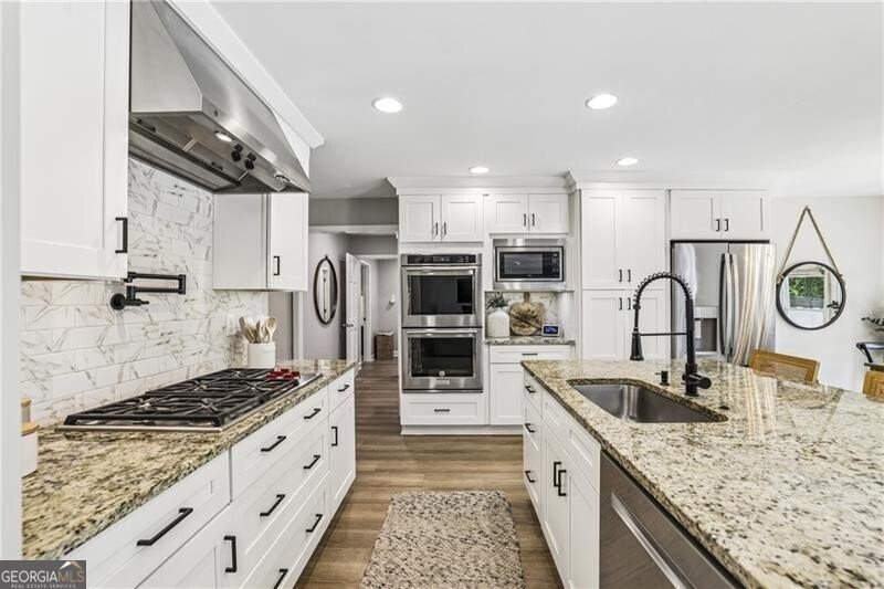 12065 King Road Roswell - 14