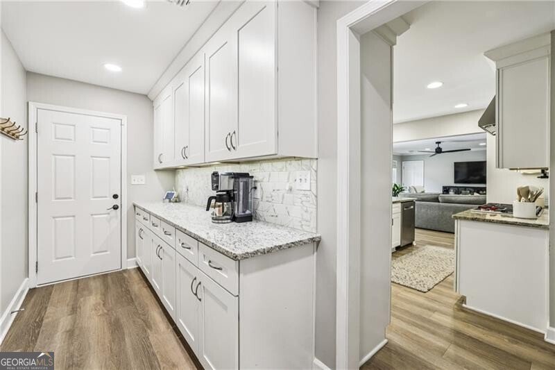 12065 King Road Roswell - 16