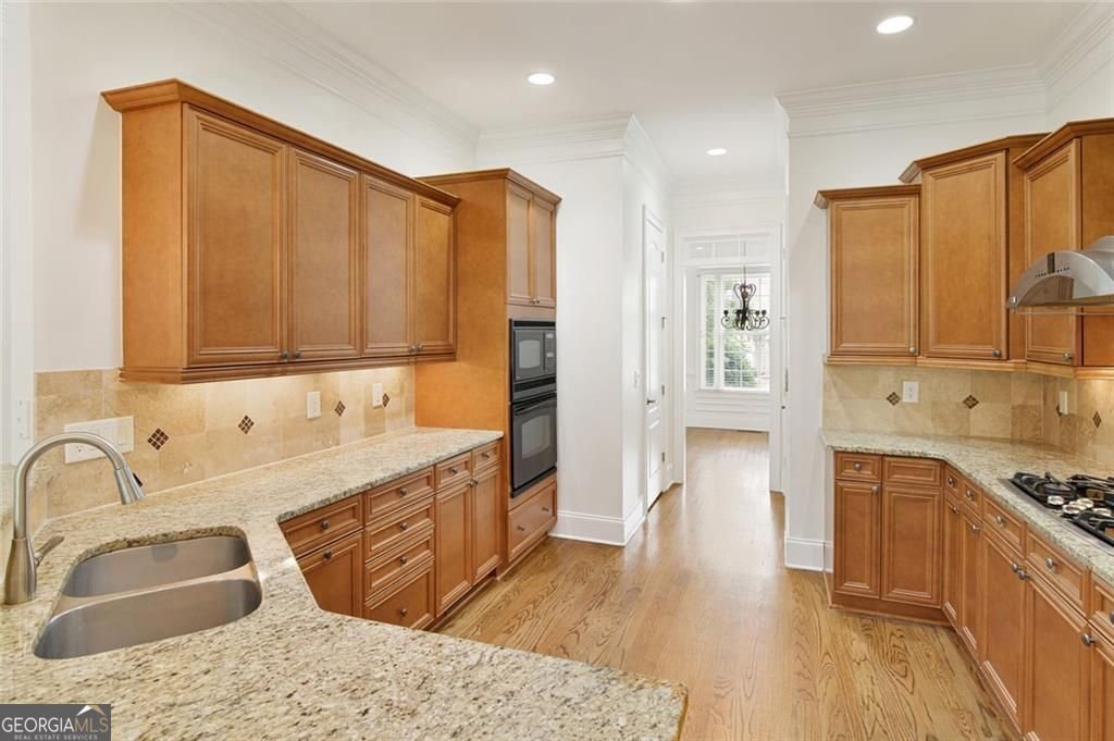 956 Persimmon Point Sandy Springs - 16