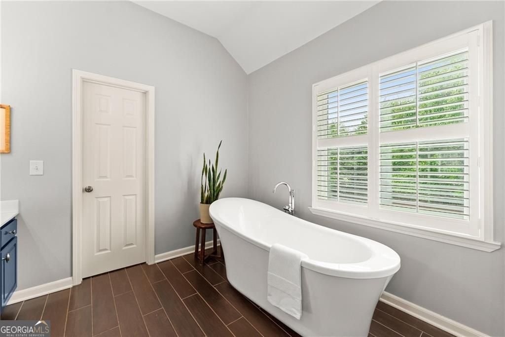 8815 Stone River Drive Gainesville - 31
