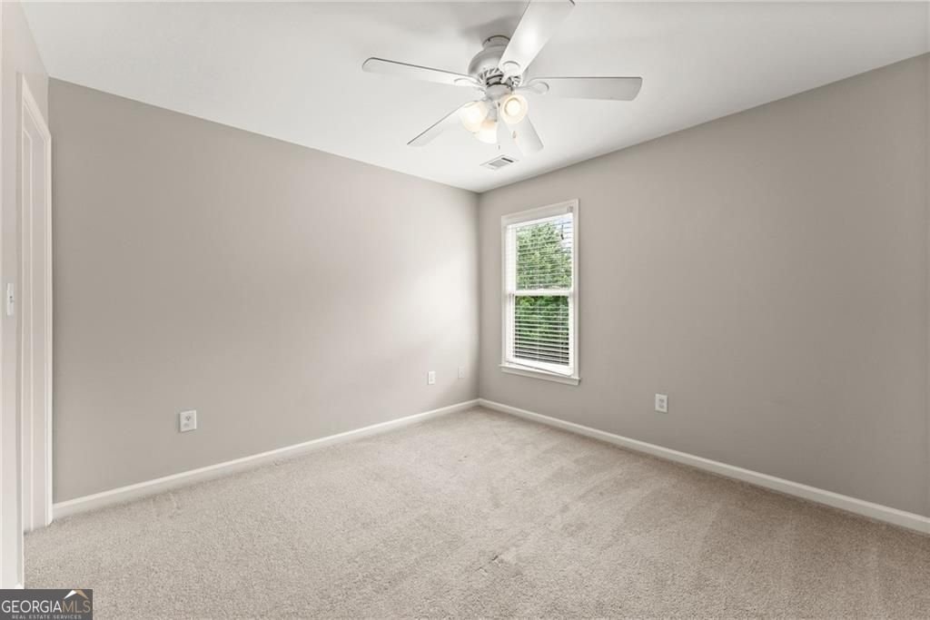 8815 Stone River Drive Gainesville - 33