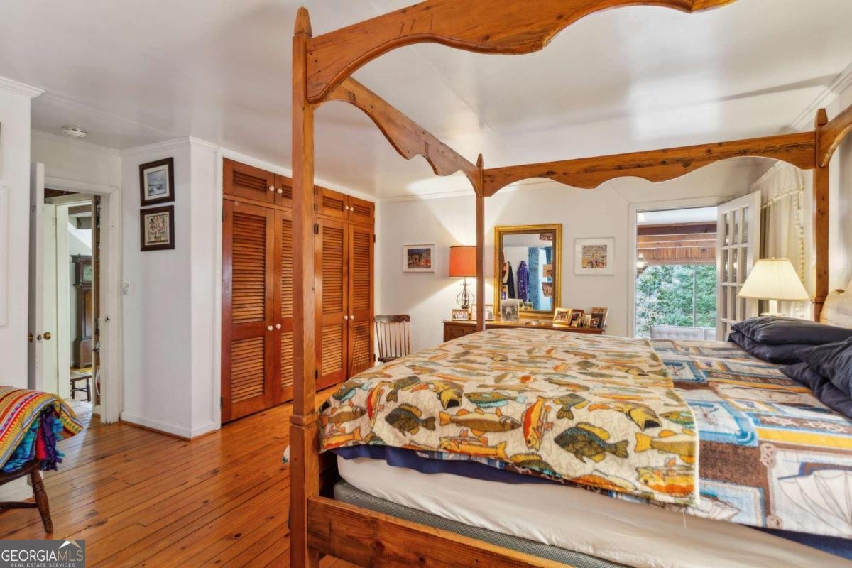 3781 Narmore Drive Atlanta - 26