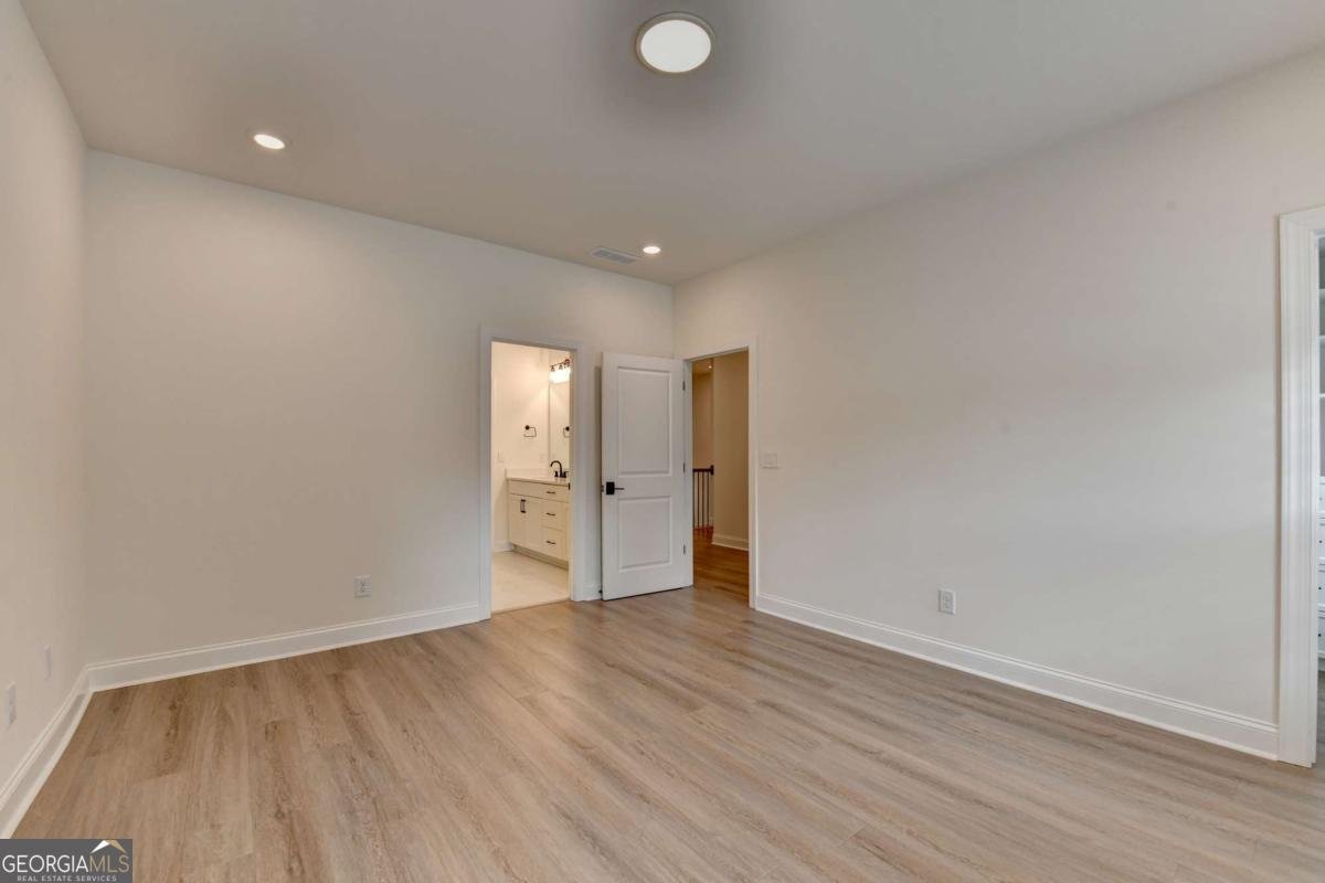 512 Vaux Drive Duluth - 2