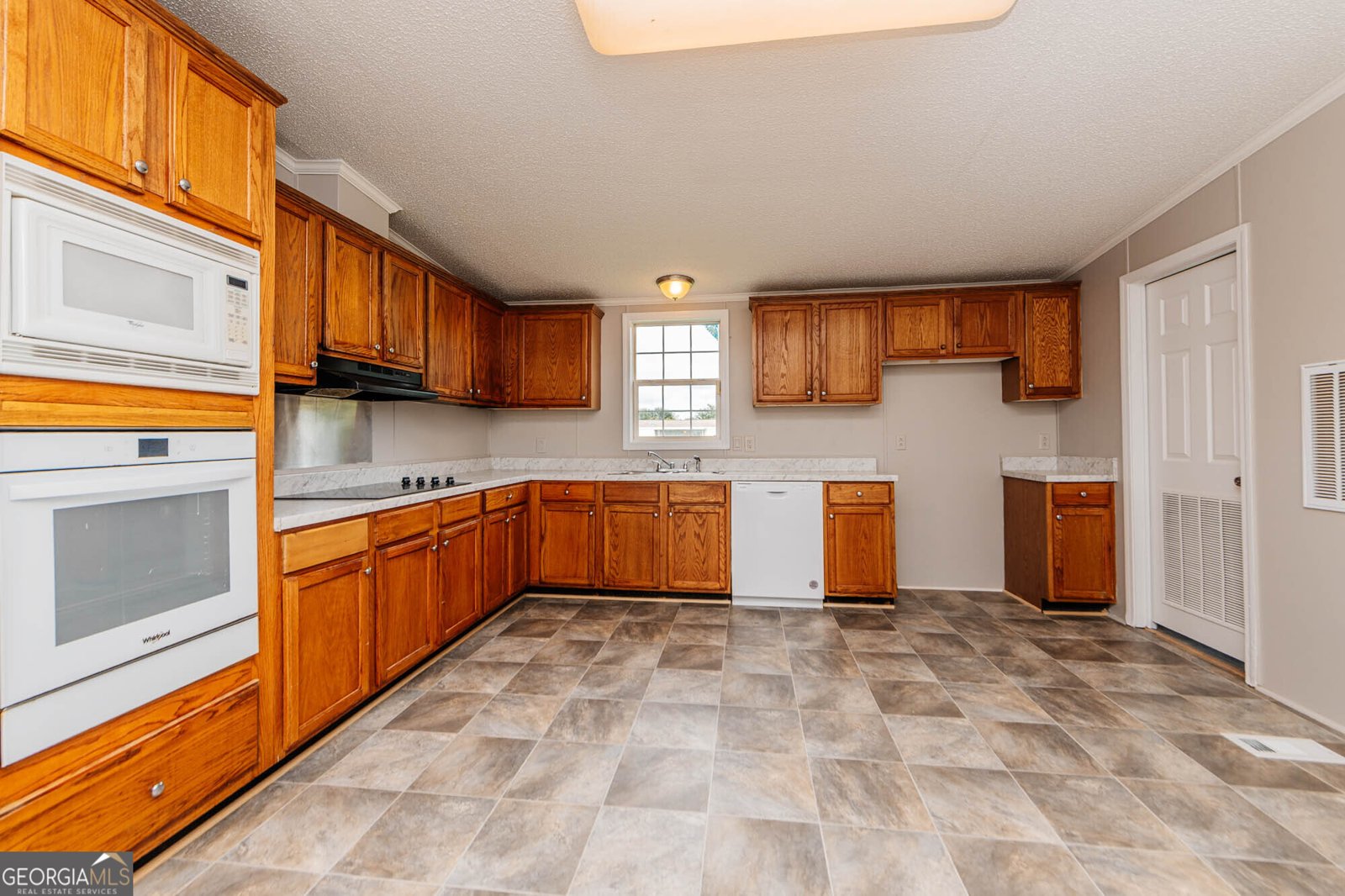 255 Bayberry Drive Byron - 5