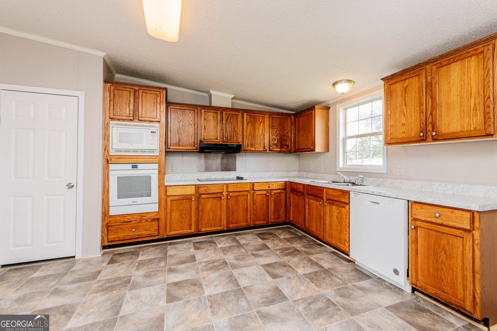 255 Bayberry Drive Byron - 6