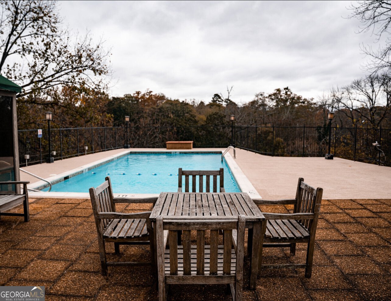 2285 Peachtree Road Atlanta - 22