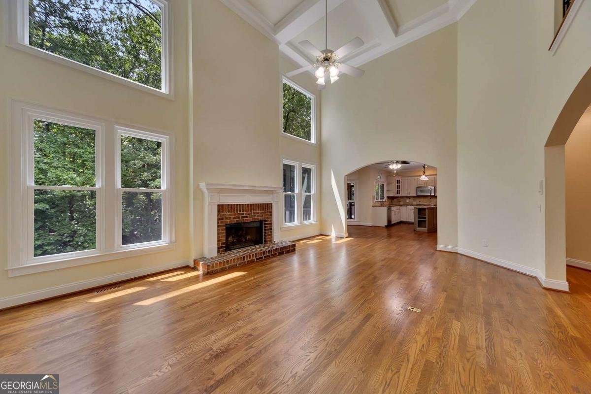 5035 Towne Lake Hills Woodstock - 12