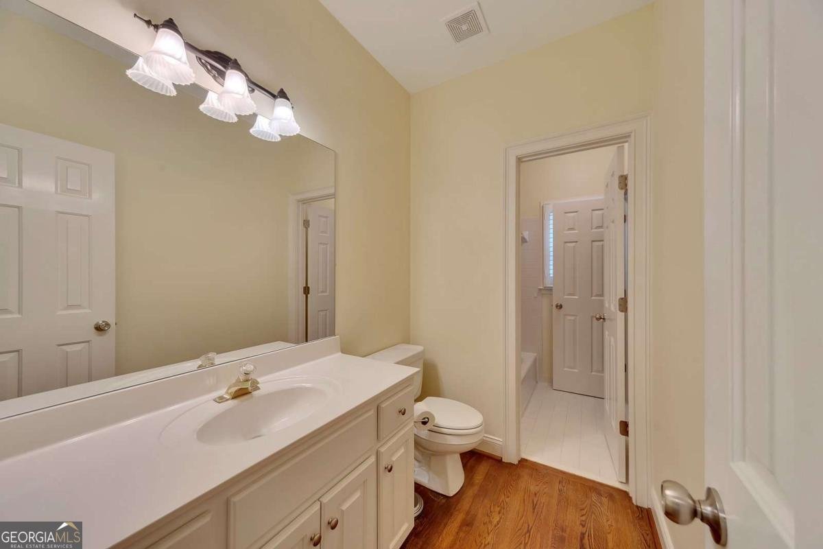 5035 Towne Lake Hills Woodstock - 22
