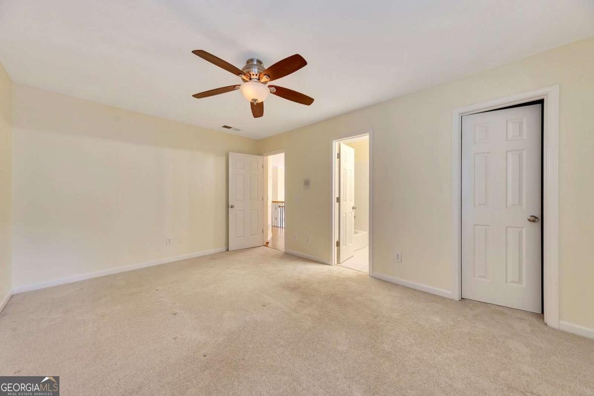 5035 Towne Lake Hills Woodstock - 36