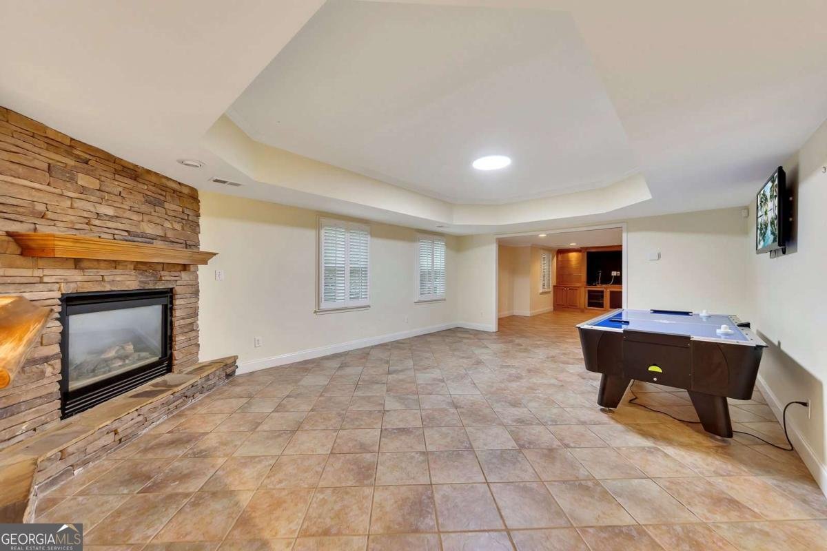5035 Towne Lake Hills Woodstock - 48