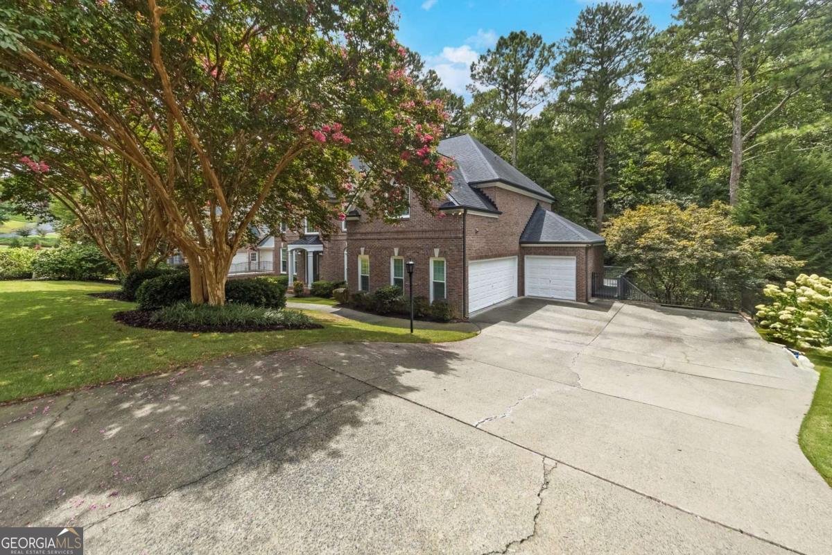 5035 Towne Lake Hills Woodstock - 5
