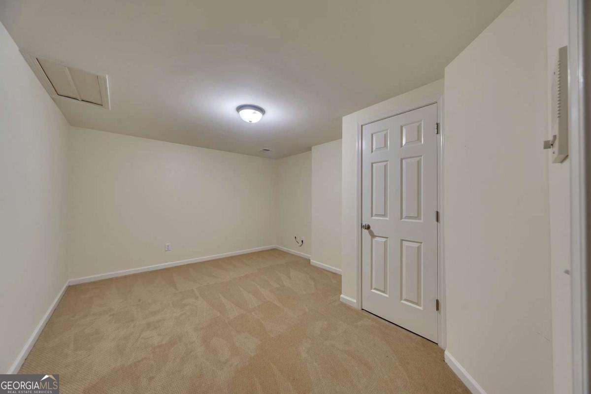 5035 Towne Lake Hills Woodstock - 53