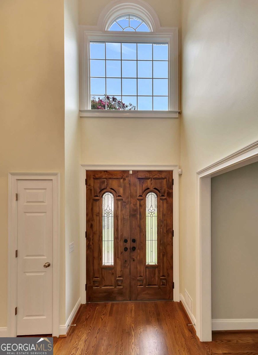 5035 Towne Lake Hills Woodstock - 7