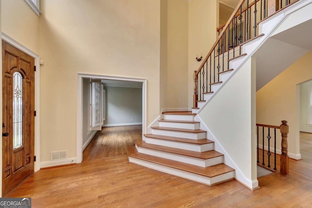 5035 Towne Lake Hills Woodstock - 8