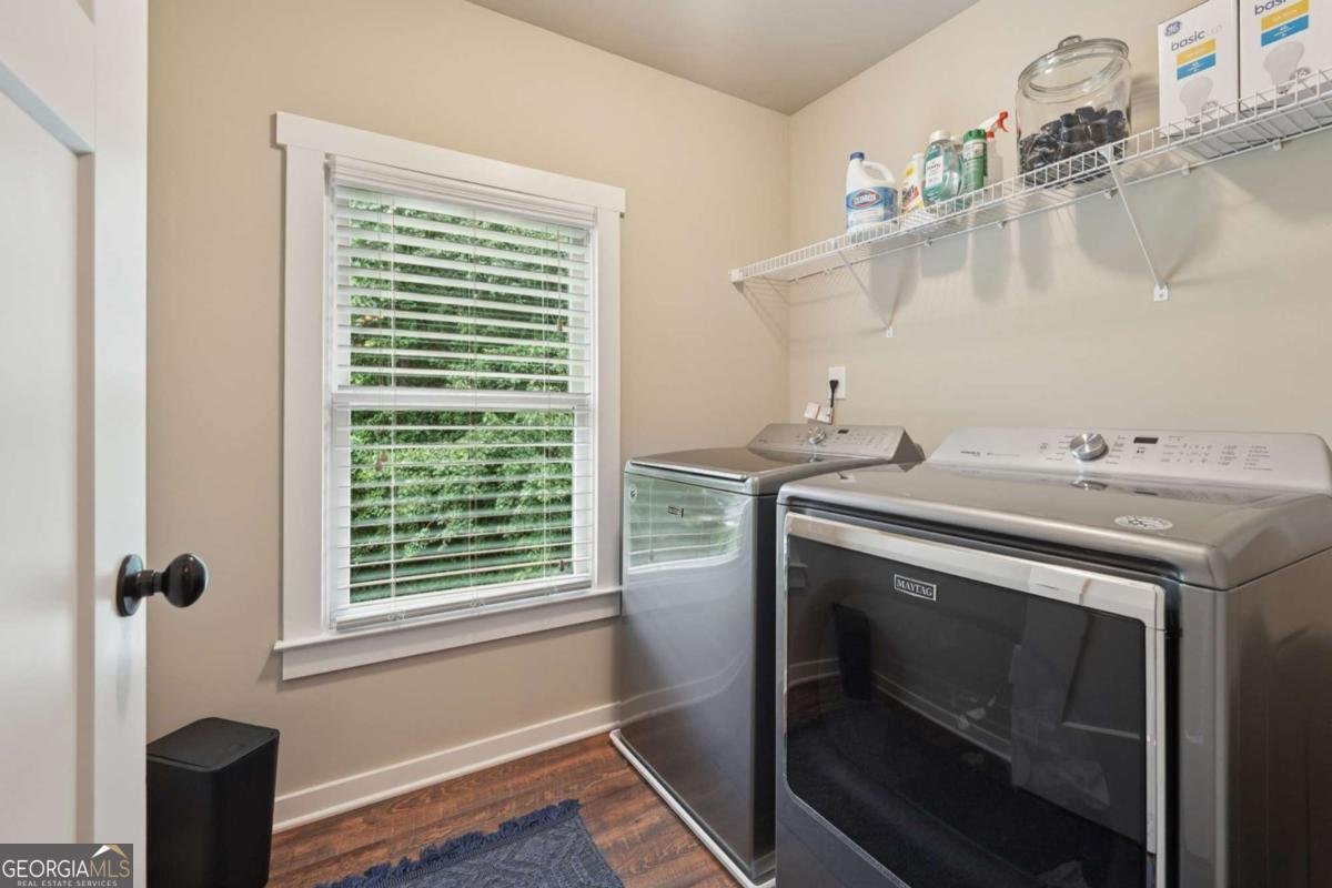 3332 Holly Glen Drive Dacula - 33
