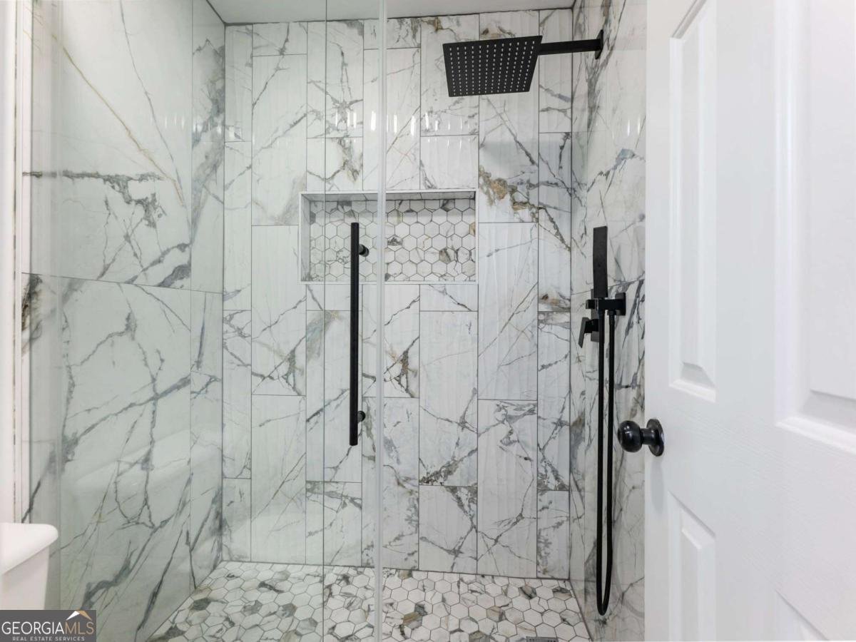 11405 Donington Drive Johns Creek - 31