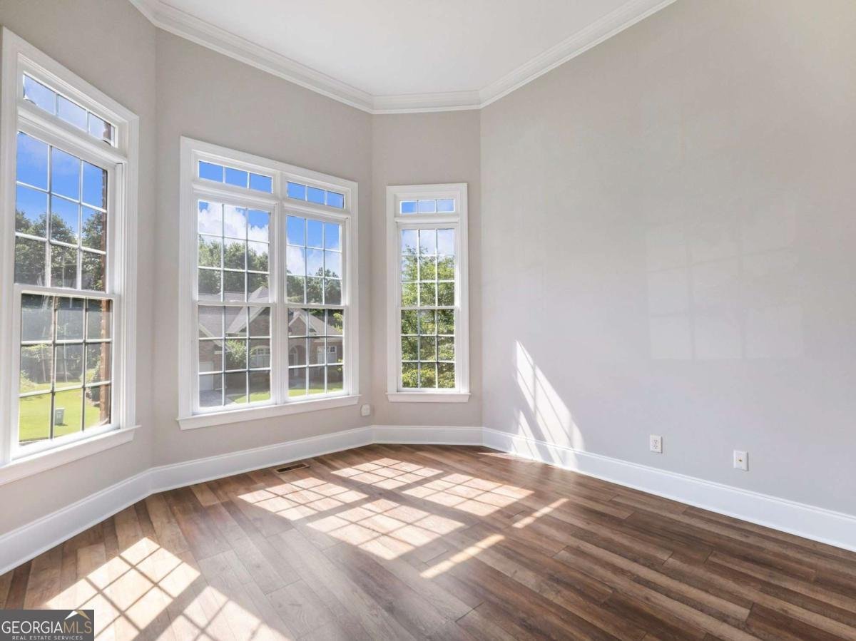 11405 Donington Drive Johns Creek - 4