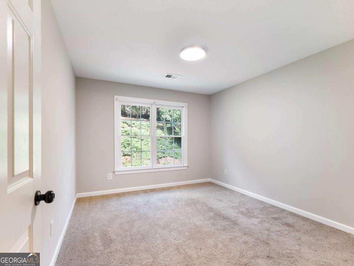 11405 Donington Drive Johns Creek - 55