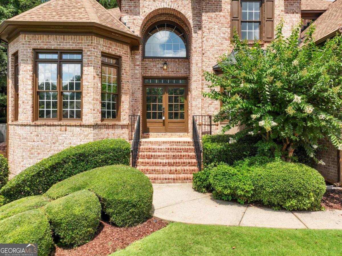 11405 Donington Drive Johns Creek - 76