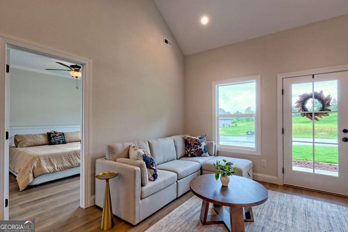 61 McTyeire Drive Young Harris - 33