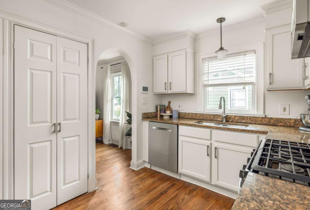373 Side Avenue Atlanta - 17