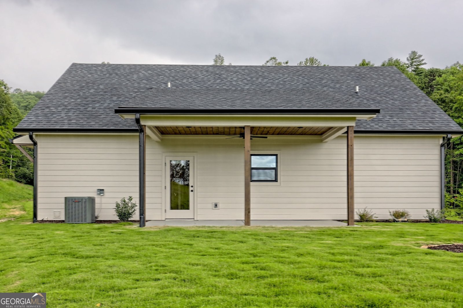 83 McTyeire Drive Young Harris - 23
