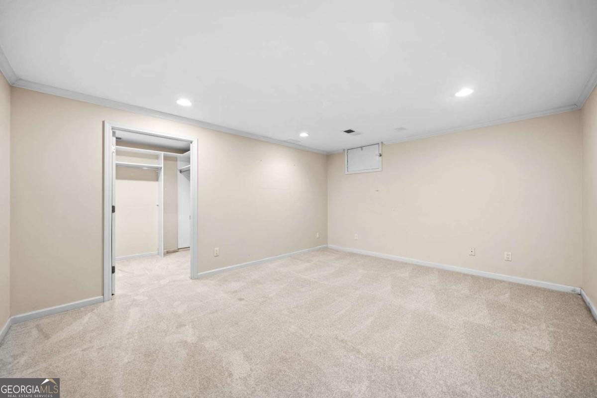 535 Woodbrook Way Lawrenceville - 24