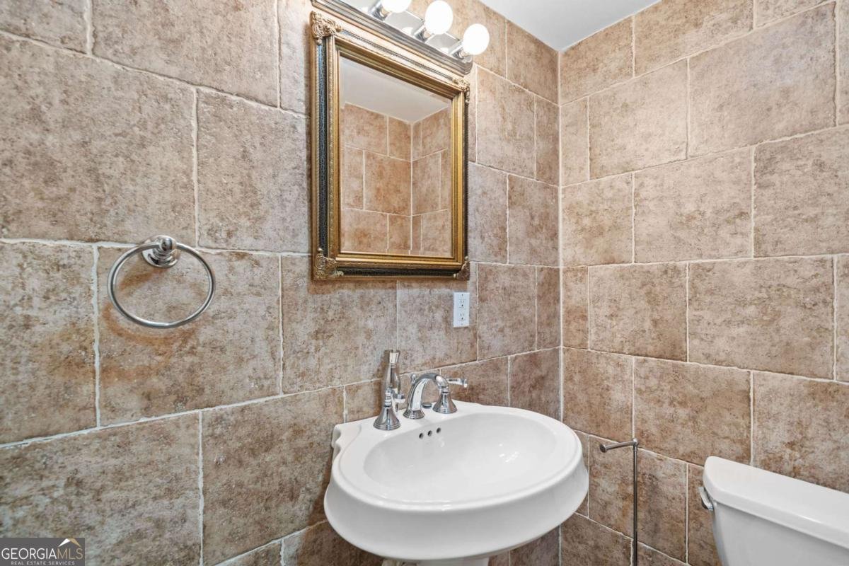535 Woodbrook Way Lawrenceville - 28