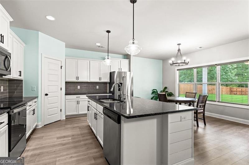 1224 ROYAL Lane Loganville - 16
