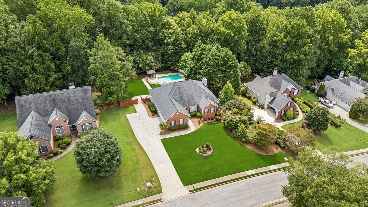 1182 Vintage Way Hoschton - 2