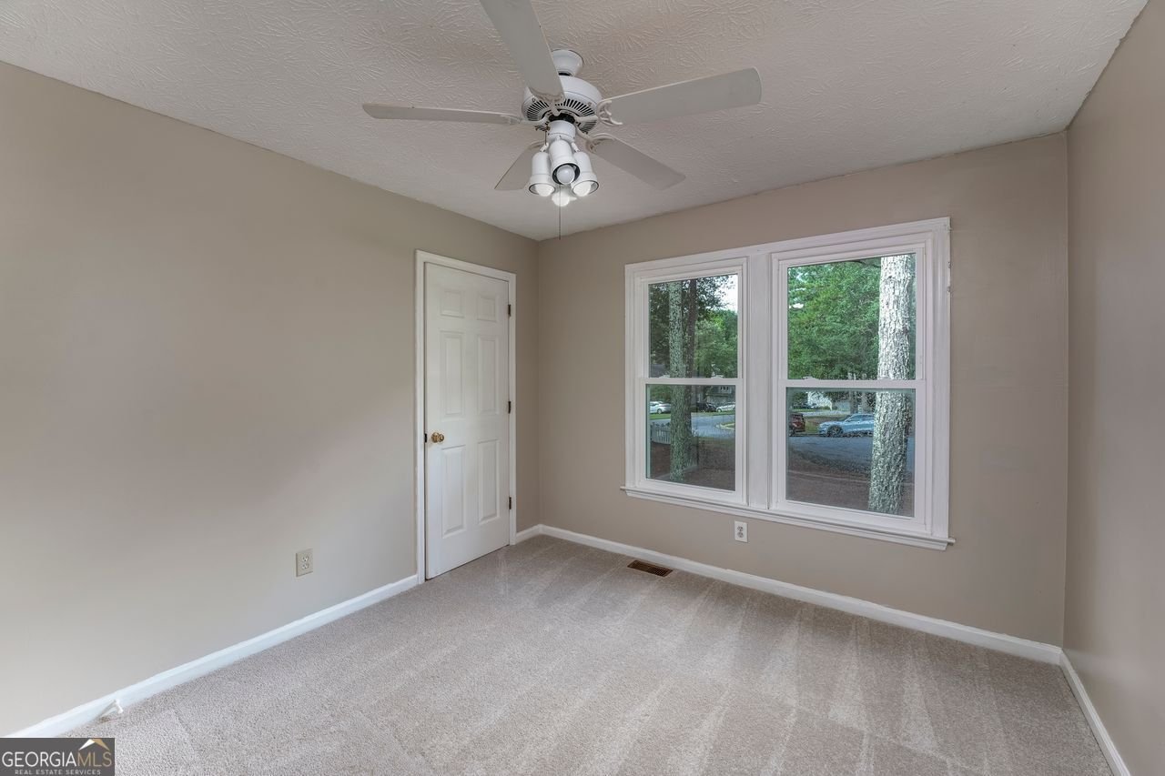 1202 Shallowford Trace Court Woodstock - 18