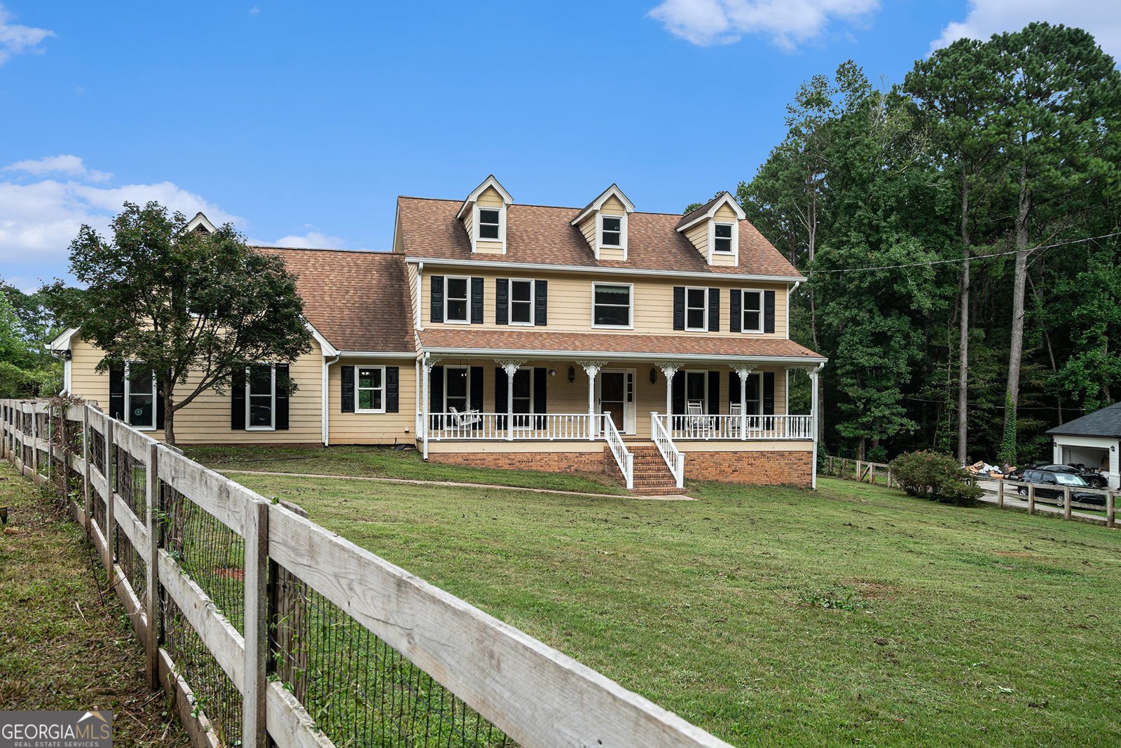 4390 Inns Brook Drive Snellville - 1