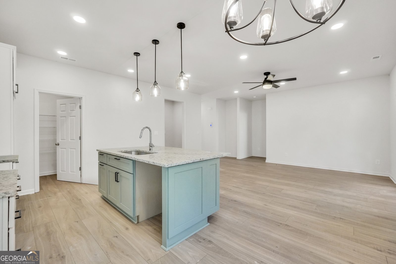 320 12th Street Griffin - 10