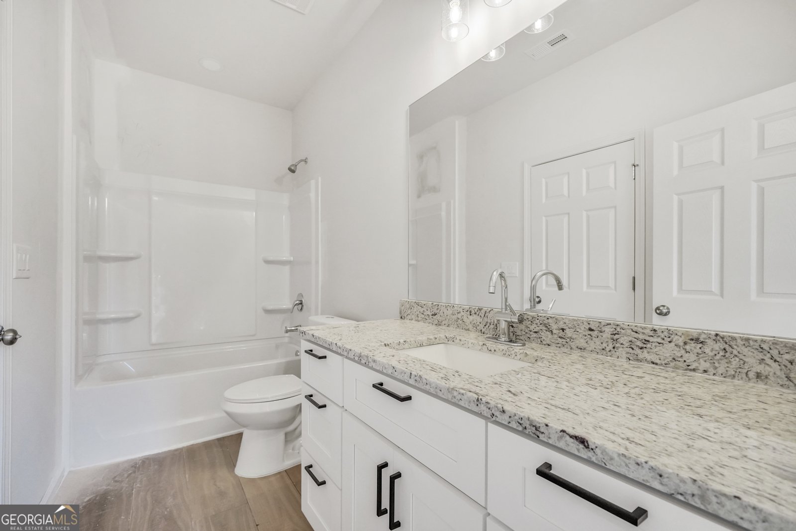 320 12th Street Griffin - 24