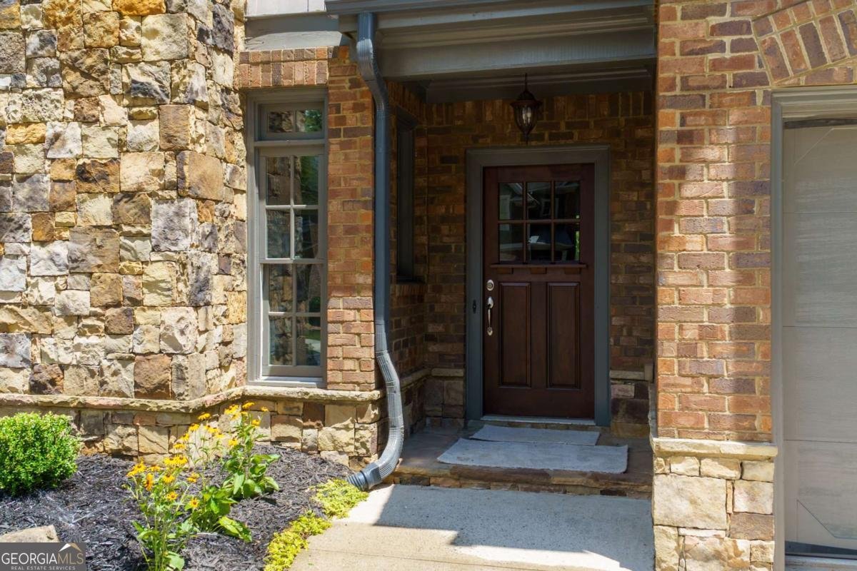 4786 Lakeway Place Alpharetta - 2