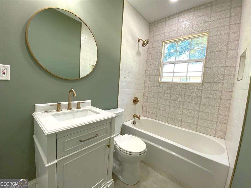 1677 Gordon Street Atlanta - 28