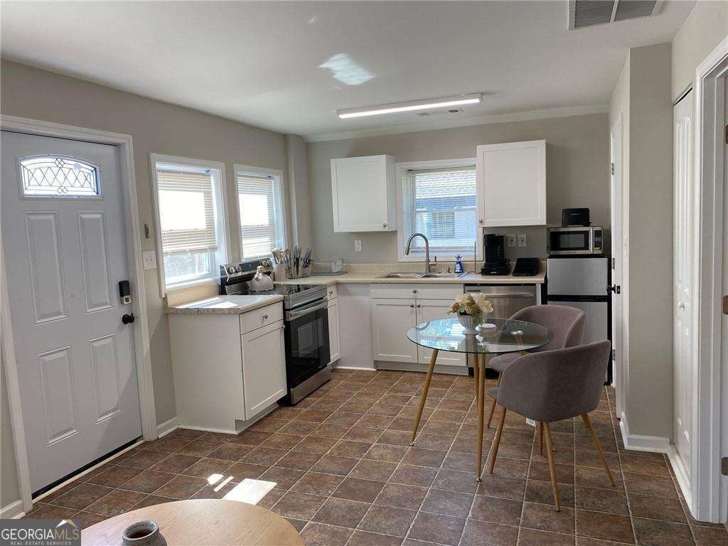 1677 Gordon Street Atlanta - 5