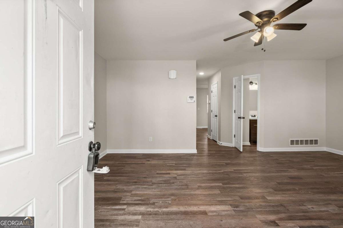 7221 Crestside Drive Austell - 19