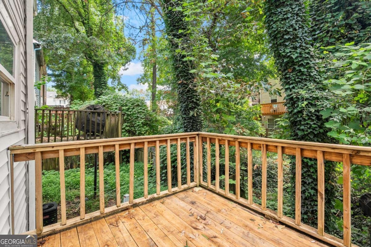 7221 Crestside Drive Austell - 25