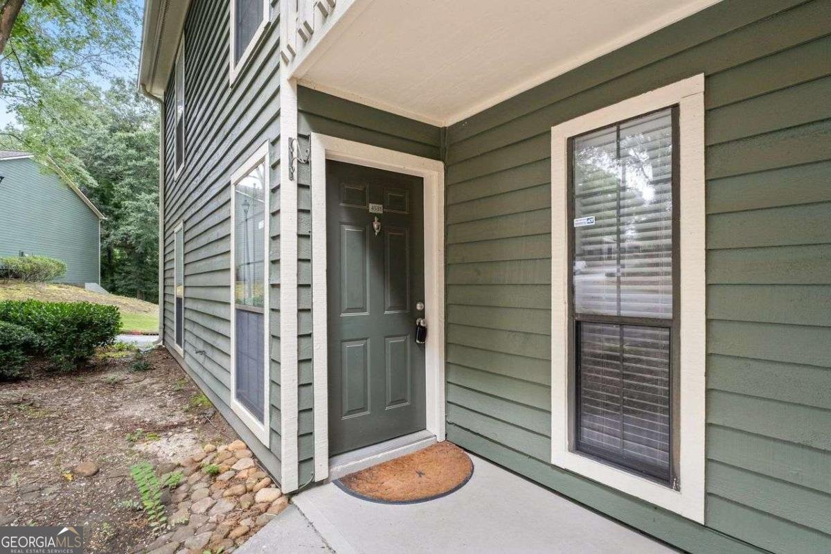 4531 Vinings Central Trace Atlanta - 2