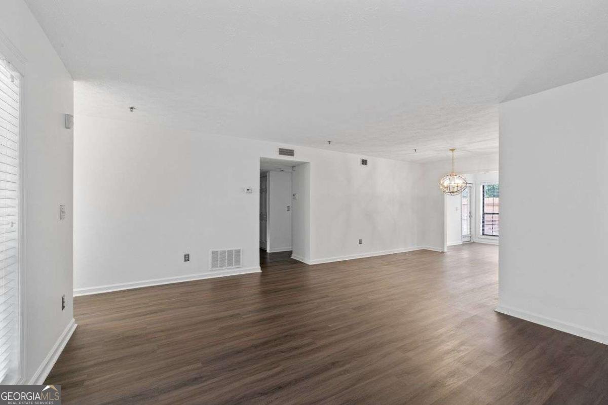 4531 Vinings Central Trace Atlanta - 4