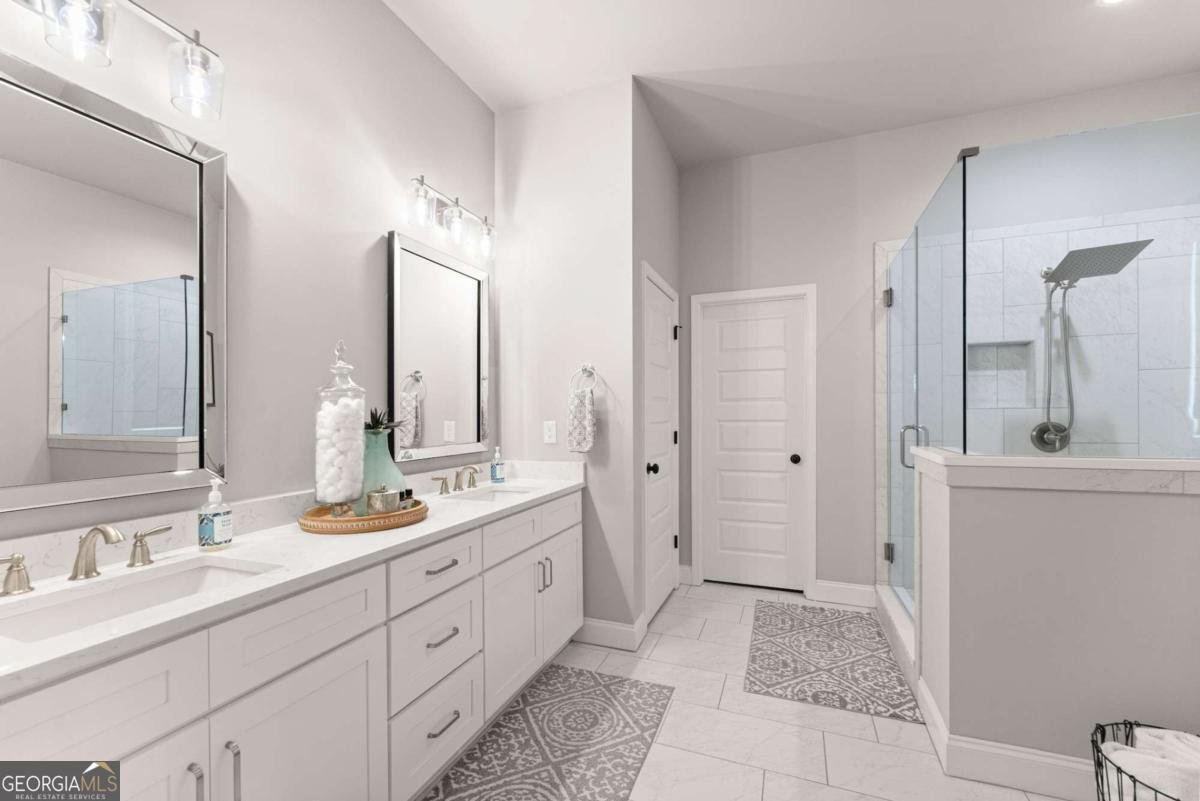 5416 Fishermans Cove Gainesville - 1
