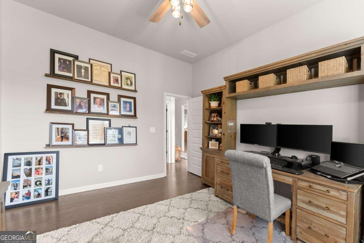 5416 Fishermans Cove Gainesville - 23