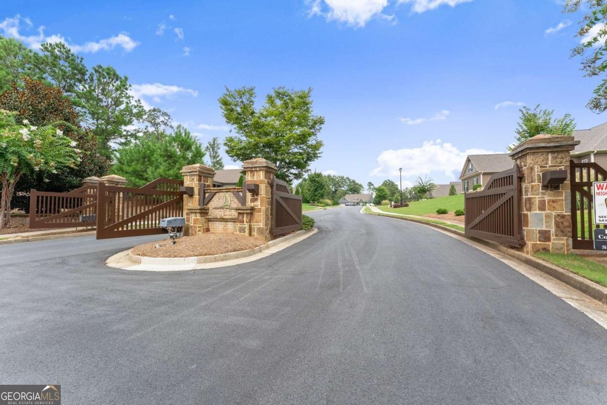 5416 Fishermans Cove Gainesville - 29