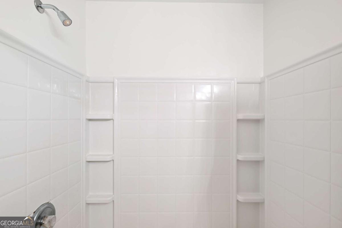 2640 MAYFAIR Drive Cumming - 26