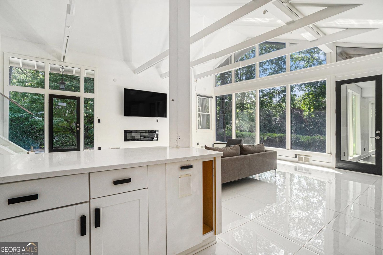 1087 Lee Circle Atlanta - 1