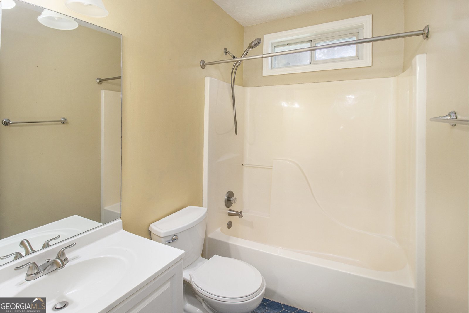 340 Radcliffe Trace Covington - 22